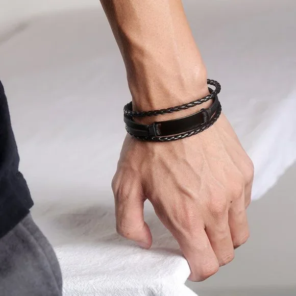 men black bracelet - Picture 2 of 5